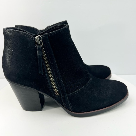 Bare Traps Womens Cacie Ankle Booties Black Block Heel Zipper Cutout 6.5 M Boots - Picture 3 of 9